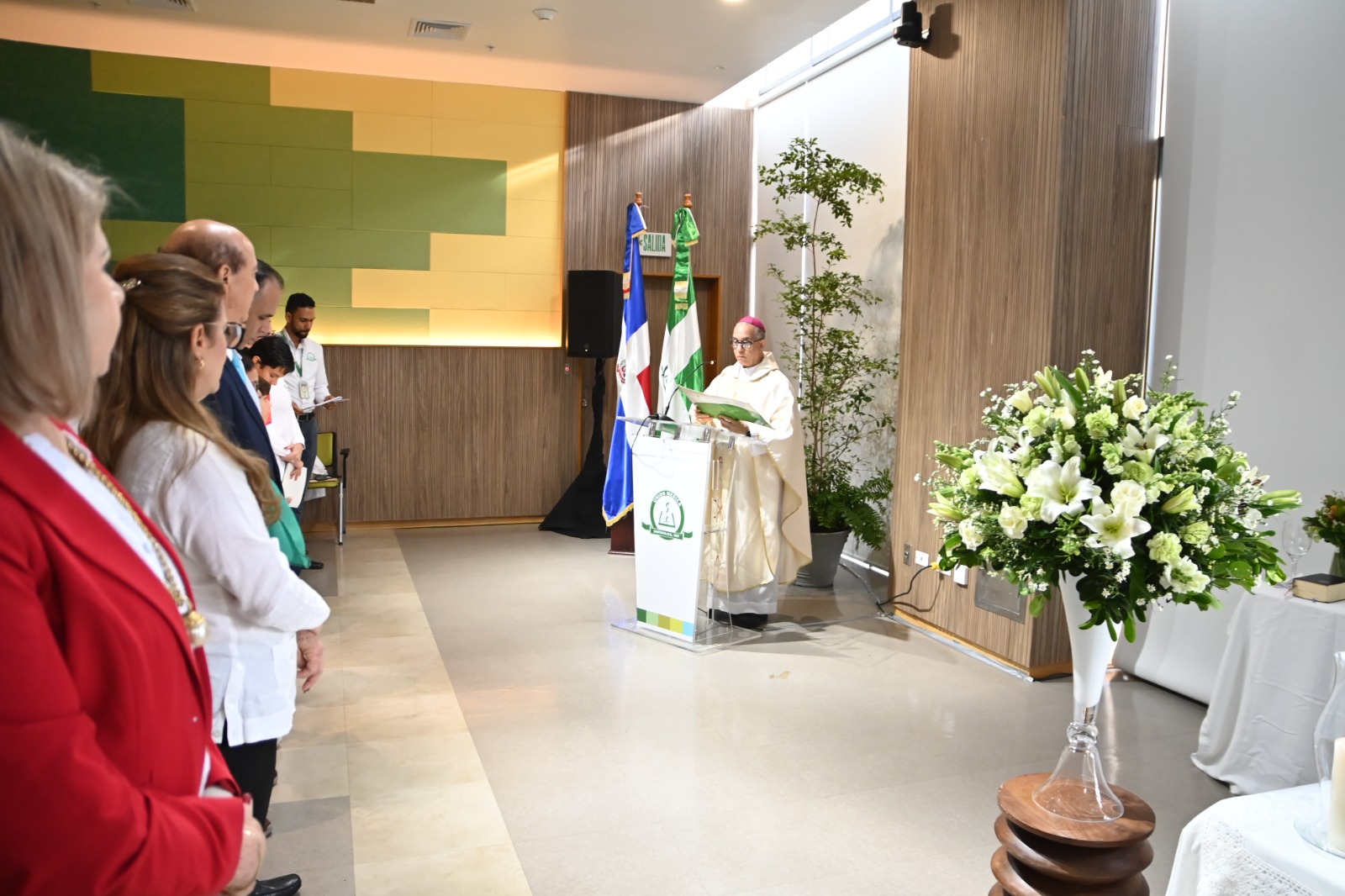 Clínica Universitaria Unión Médica del Norte celebra misa de Acción de Gracias por su 28.º aniversario