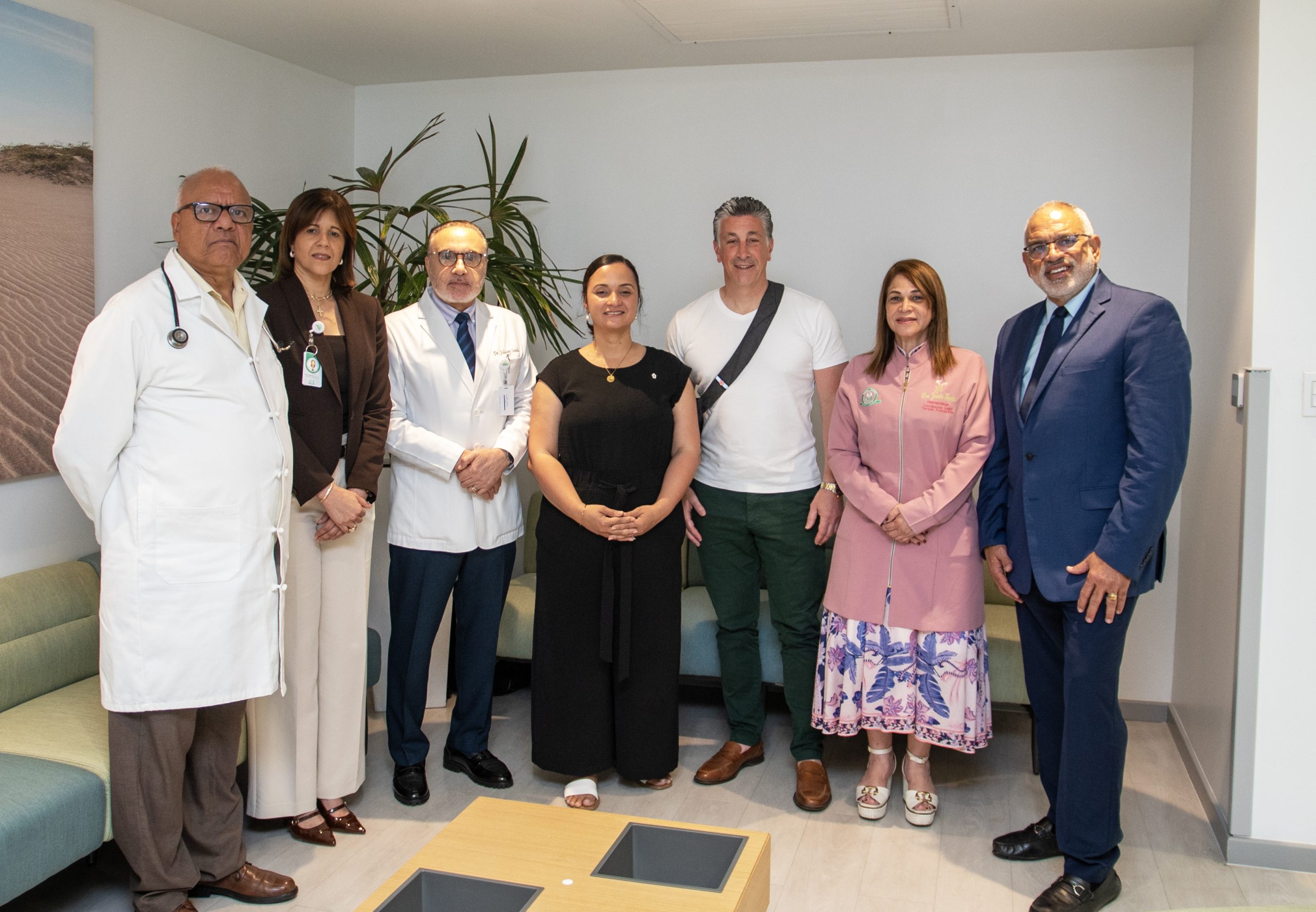 Clínica Universitaria Unión Médica recibe delegación oficial de la ciudad de Belleville, Nueva Jersey