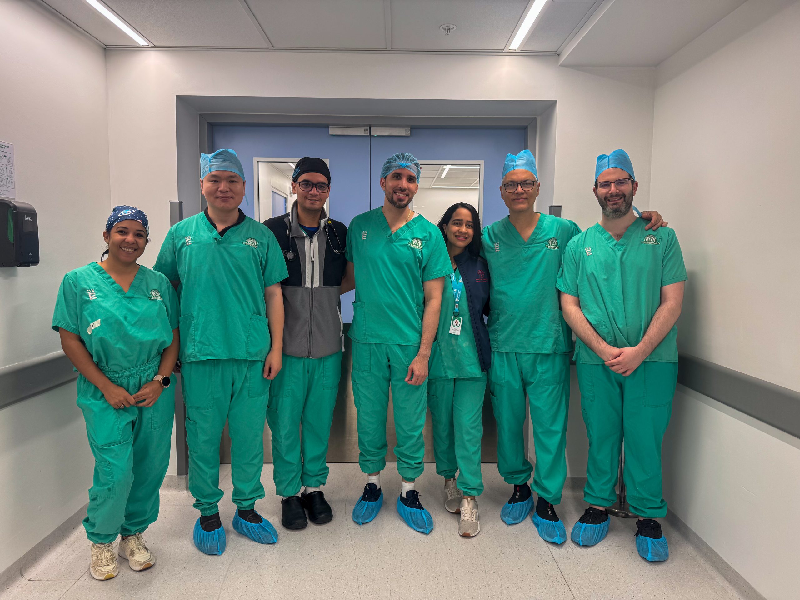 Neurocirugía funcional avanza en República Dominicana con cirugía de Estimulación Cerebral Profunda para el Parkinson – CUUMN